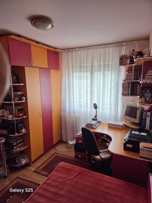 persoana fizica inchiriez apatament cu 3 camere si 2 bai complet mobilat