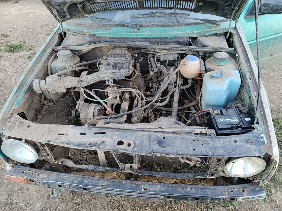 Volkswagen Golf 2 1.6 бензин на части