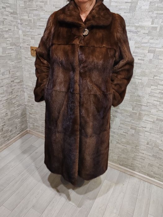 Продам шубу в отличном состоянии