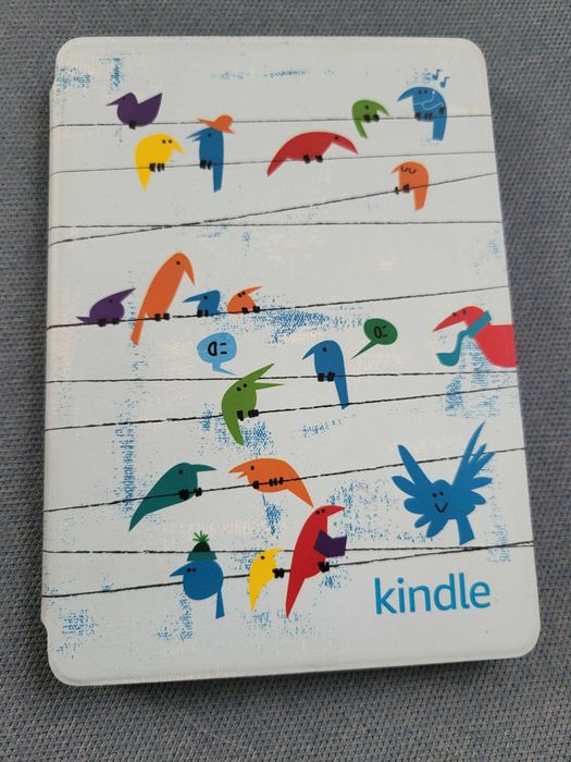 Kindle 10то поколение с подсветка и калъф. Цената е крайна!