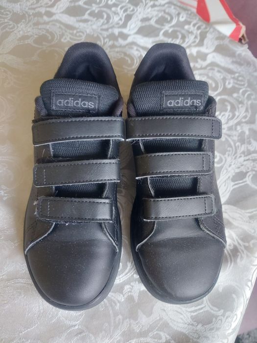 Детски черни кожени маратонки