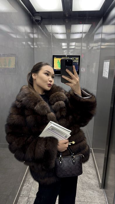 Шуба из натурального песца