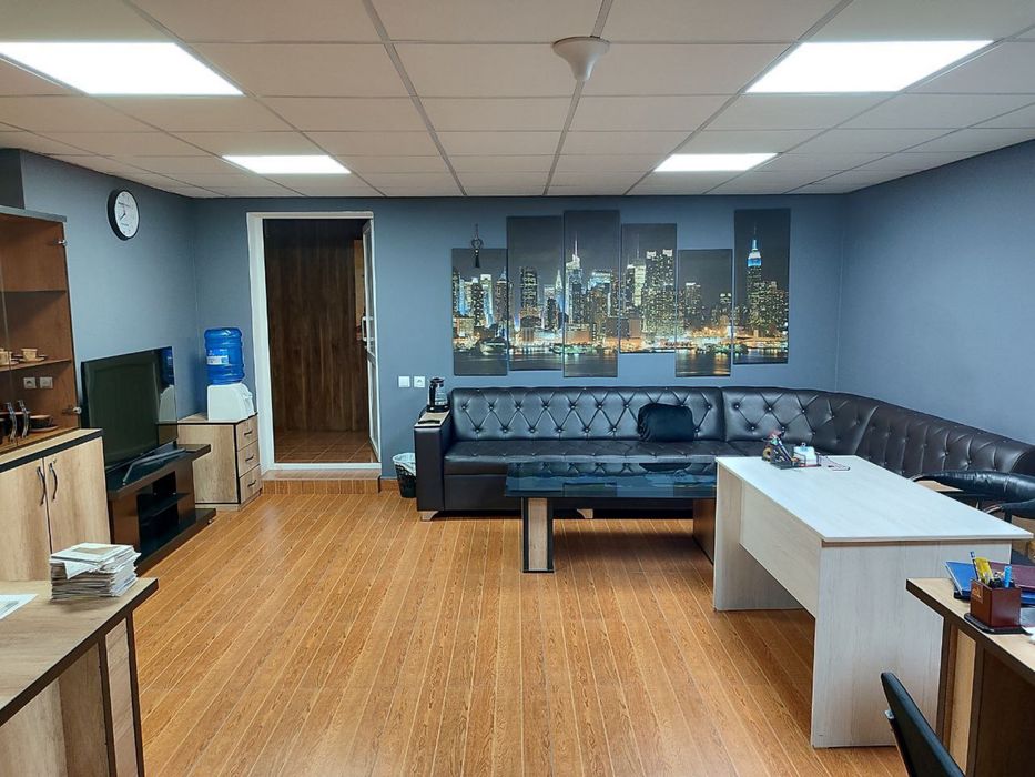 Офис с мебелью и техникой пт ул.Мукими