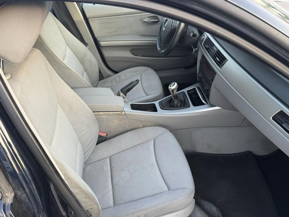 BMW 318D 122 кс на части