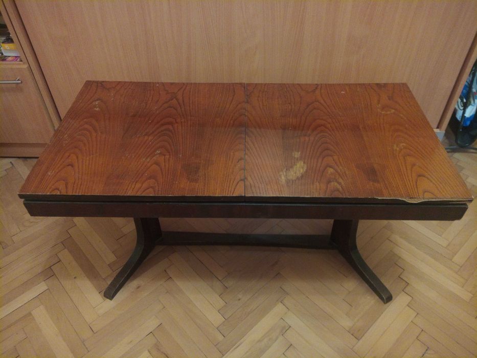 Дървена холна масичка