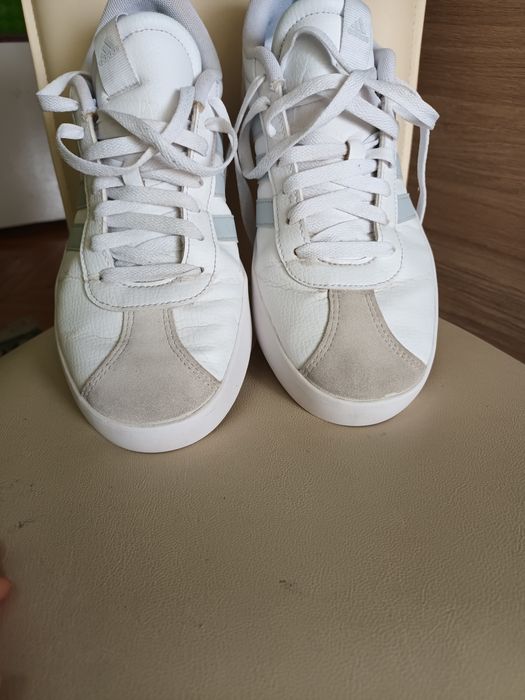 Adidași adidas 44