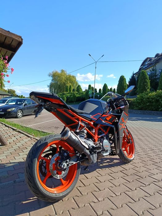 Moto KTM RC 125 2022