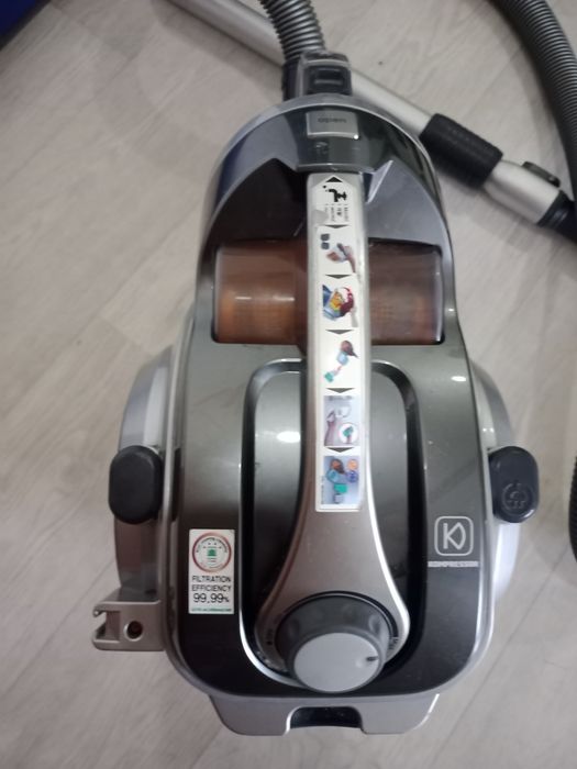 Пылесос.  lg                       рргр