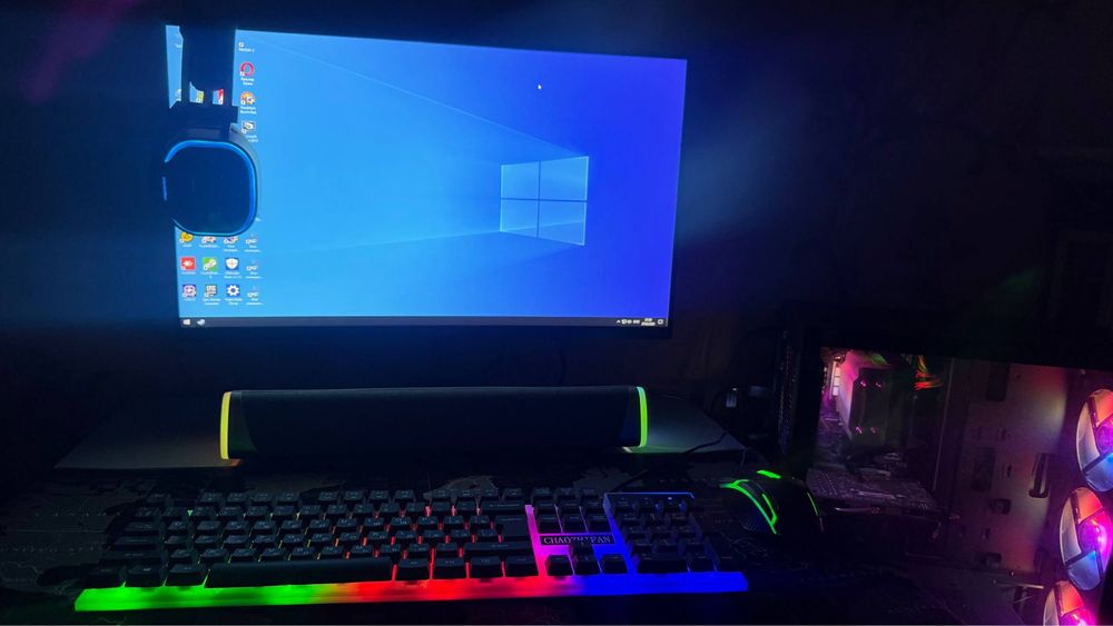 Gaming PC  23.8 100Hz Monitor
