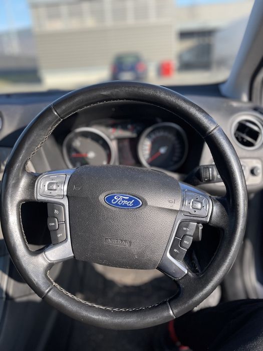 Ford Mondeo 1.8tdci 125hp само НА ЧАСТИ