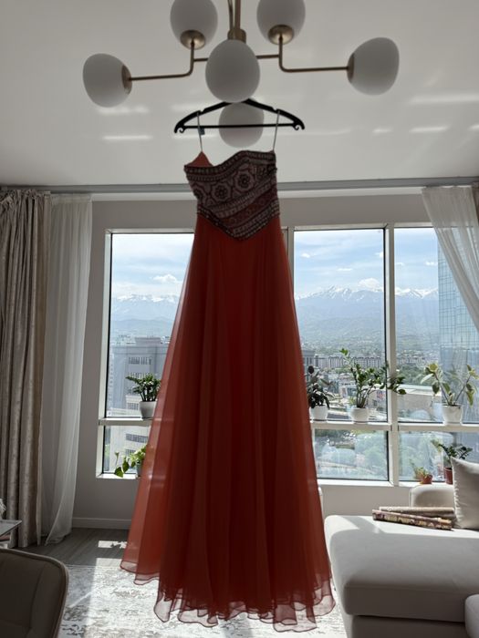 Вечернее платье sherri hill