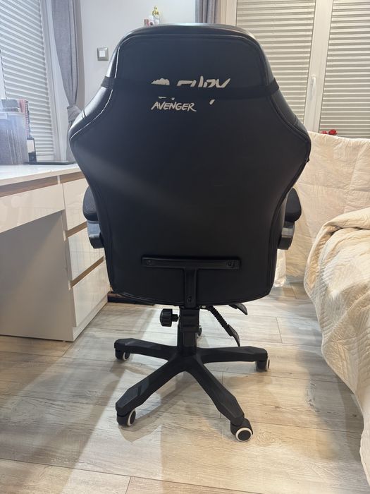 Геймърски стол черен