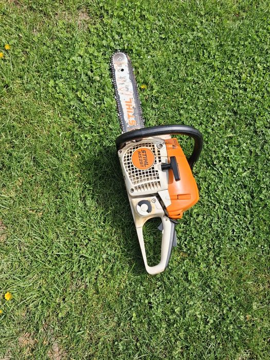 Vând sau schimb sthil 251