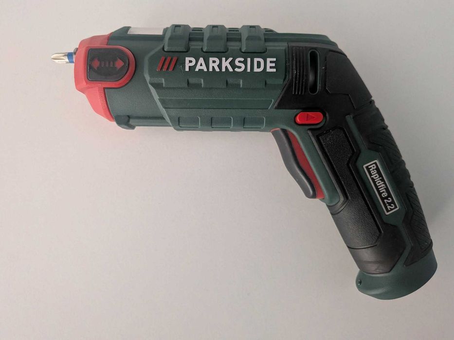 Surubelnita electrica Parkside Rapidfire 2.2 cu acumulator si biti