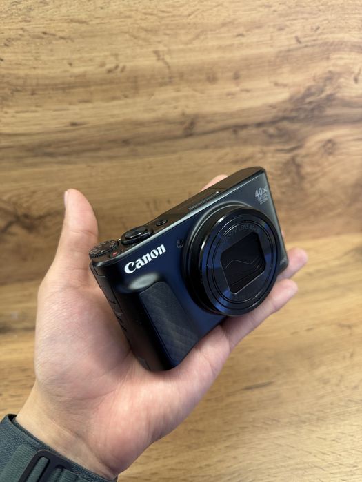 Фотоаппарат Canon PowerShot SX740 HS