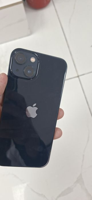 Продам iPhone 13