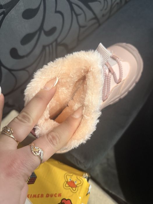 Ботинки на девочку