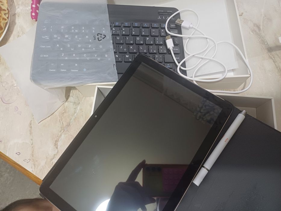 Планшет A10 Pro  сатылады