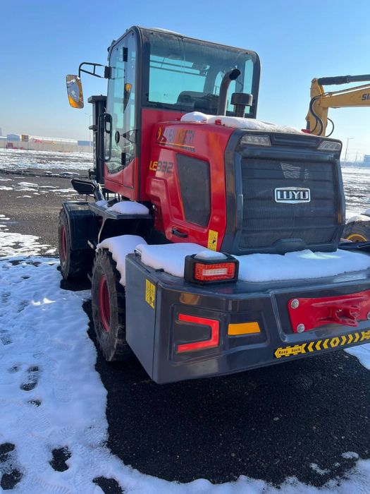 top pogruzchik karra 932 luyu