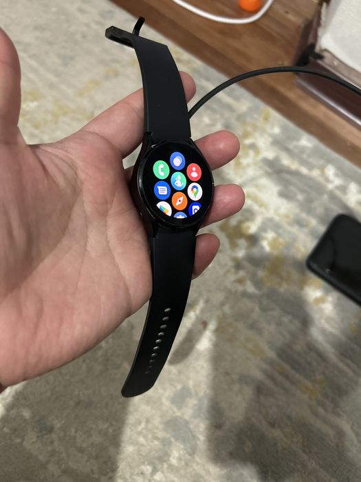 продам galaxy watch 4