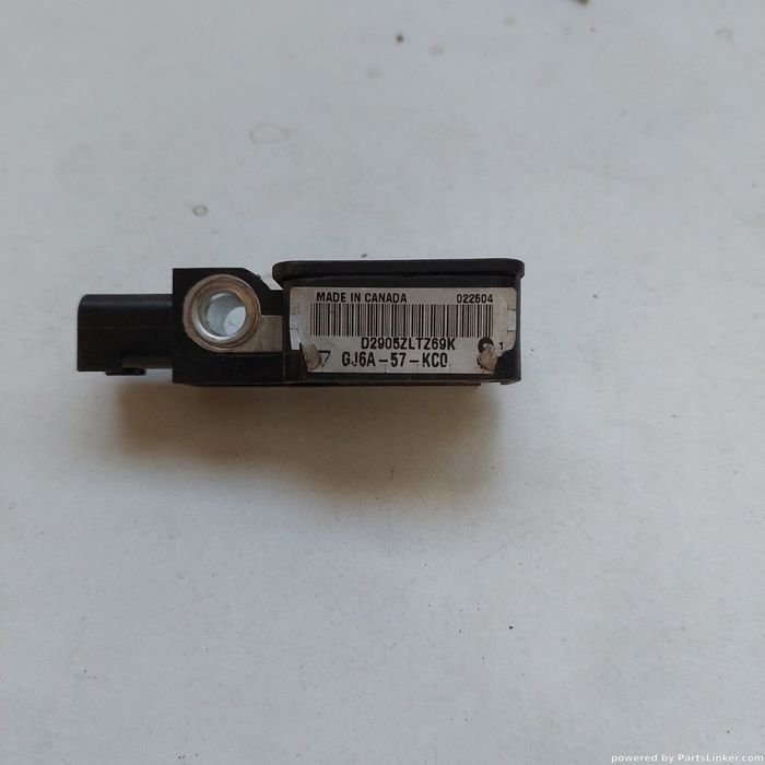 Senzor Airbag Mazda 121 Iii (Jasm, Jbsm) [ 1996 - 2003 ] Oem Gj6A57Kc0