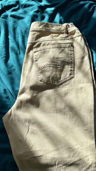 Pantaloni BONITA – bej deschis, mărime 48 – comozi și eleganți