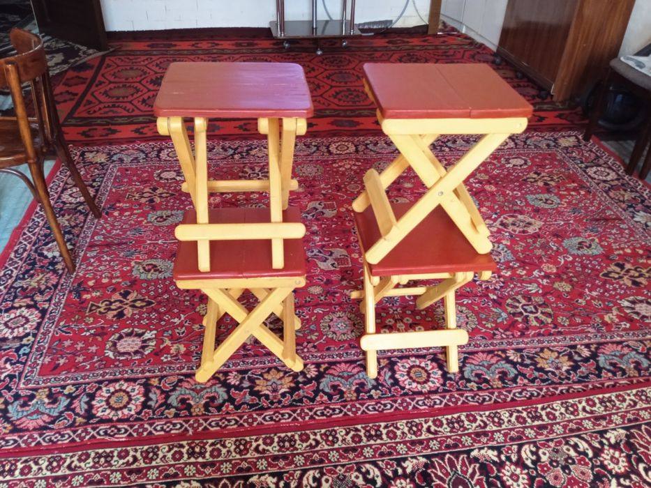 Раскладной табурет изготовлен вручную