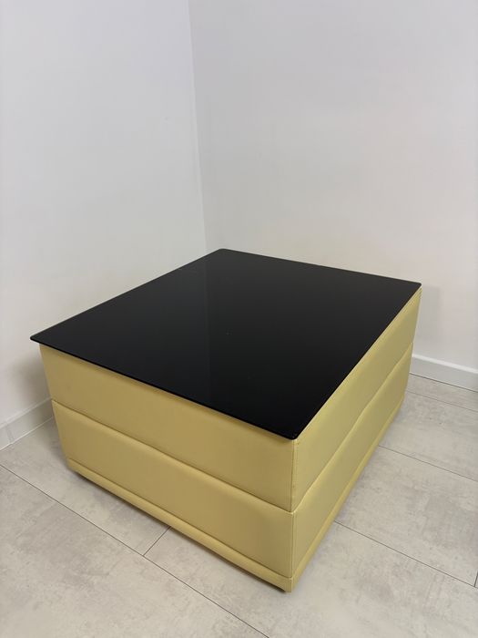 Vand masa de piele cu placa de sticla