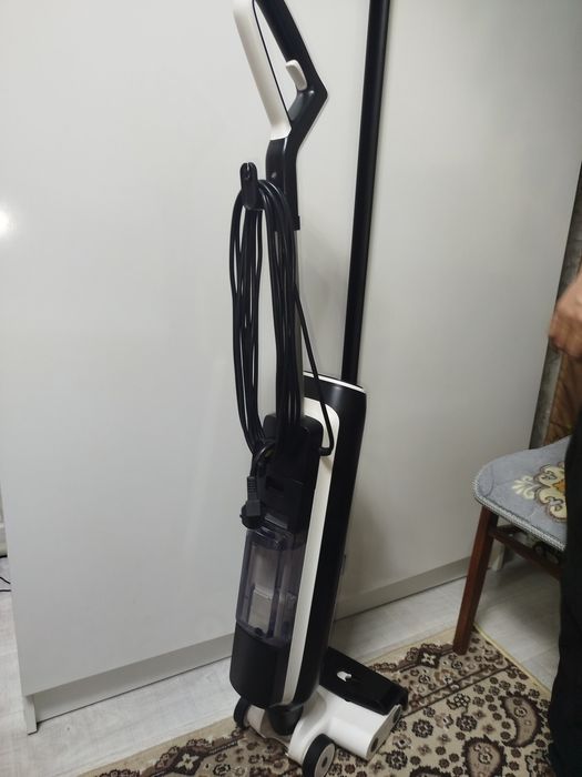 Пылесос DM B65 белый