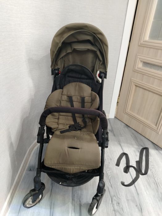 Продам коляску прогулочную