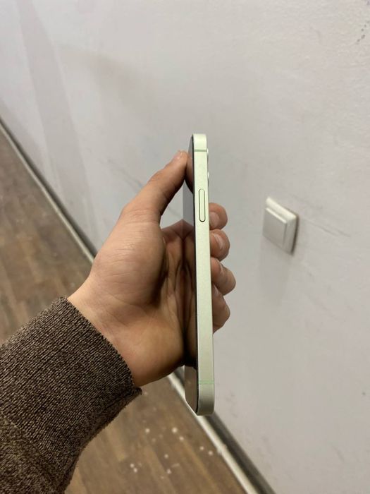 iPhone 12 hamma yeri rodnoy