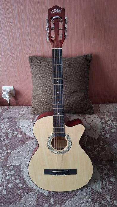 Гитара новая продаётся