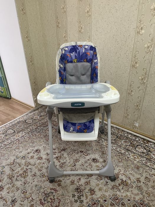 Продам детский столик