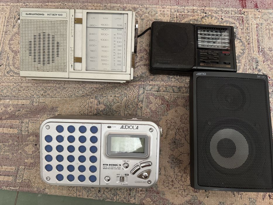 Colectie radio, radio-casetofon cu cd, diverse electronice vechi