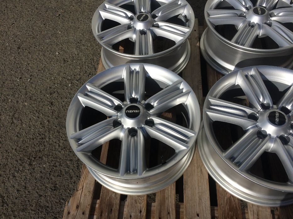 18 цола 6 х 139,7 мм ИСУЗУ Де Макс - Оригинал  - ЧИСТО Нови