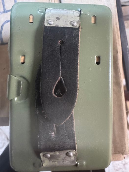 Продавам български  фенер