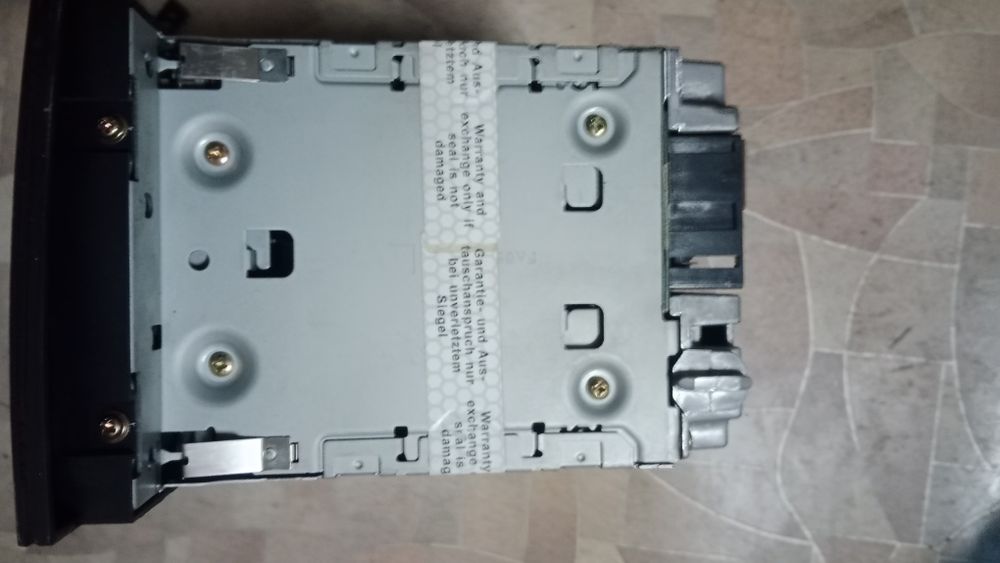 Продам штатную магнитолу