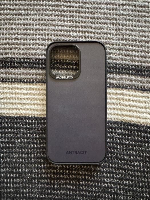 Huse MobilFox iPhone 15 Pro Max & 16 Pro