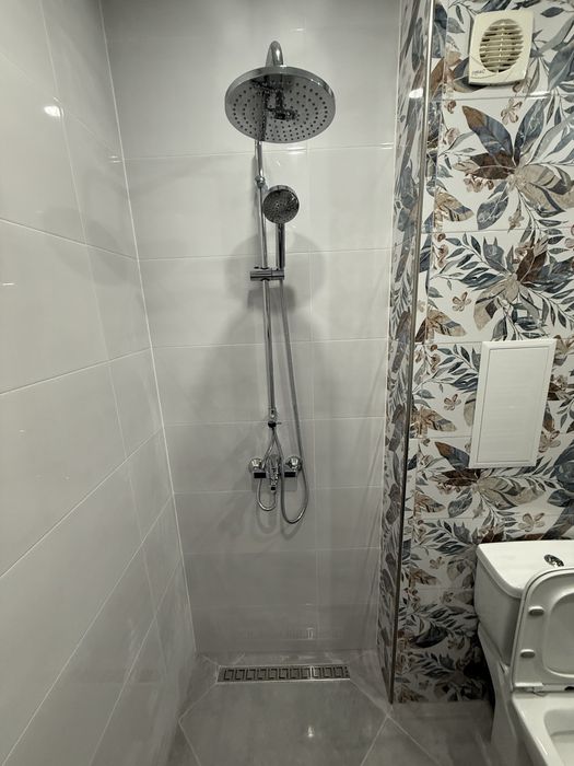 Дава се под наем Тристаен апартамент в София, Кръстова вада - 90 кв.м за 897.6 € - Снимка #2