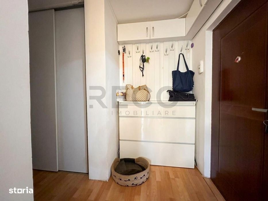 RECO Apartament PB  in Decebal la etaj intermediar