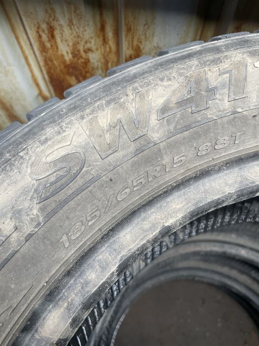 Продам зимные шины 185/65R15