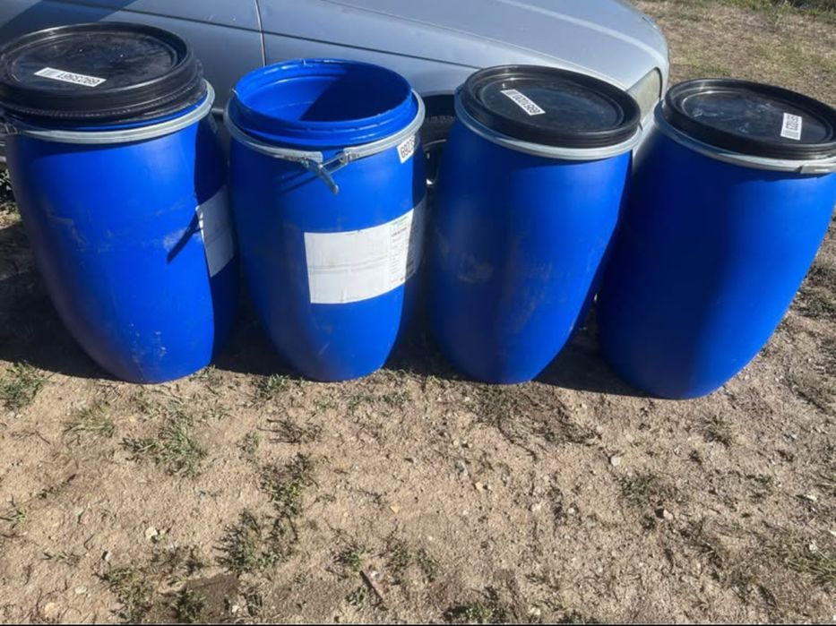 Butoaie 120 l cu capac si inel de strangere