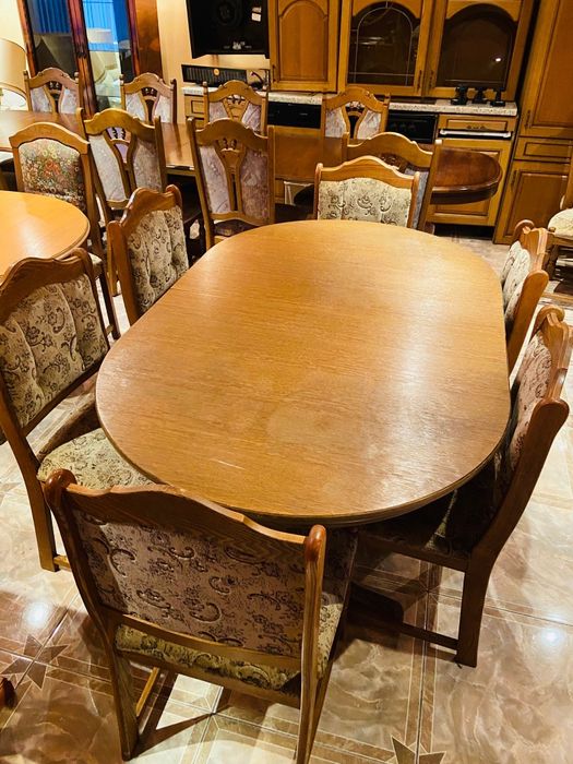 Vand Mese si scaune lemn masiv