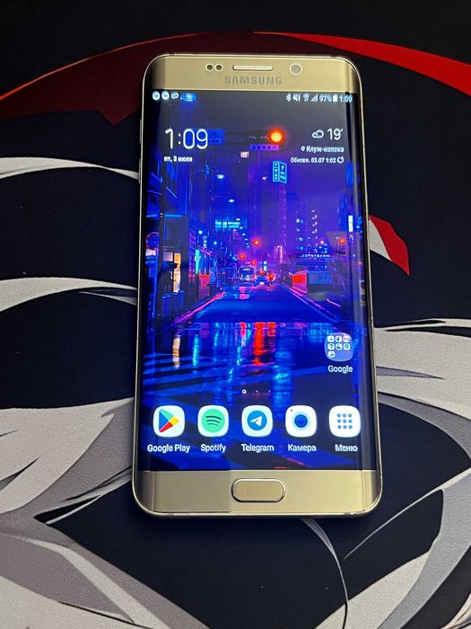Samsung Galaxy S6 Edge Plus 32GB / 4GB RAM – baterie nouă 3600 mAh