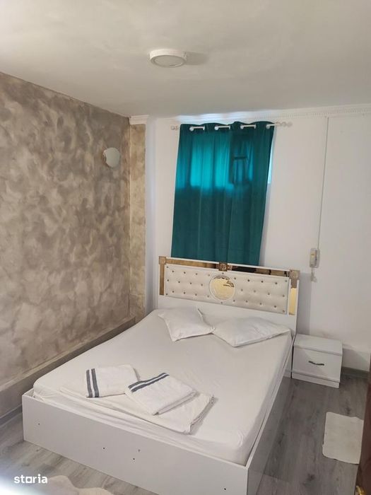 Inchiriez imobil zona Ramuri Tei cu 7 camere