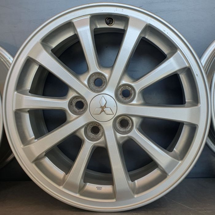 Mitsubishi 16 цола