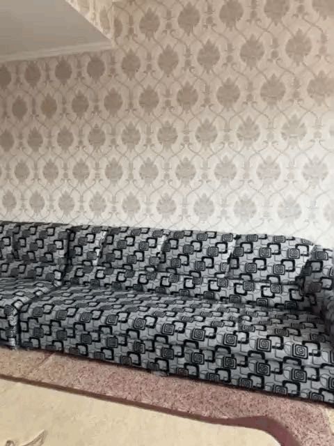 Диван в хорошем состоянии