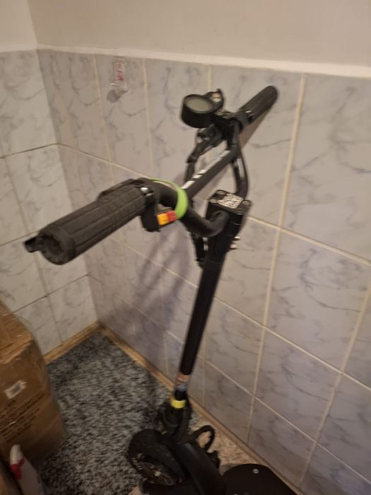 Trotineta Electrica Dual Moto DM 10







Trotineta electrica Dual Moto DM10 52V/26Ah+Ready2Ride