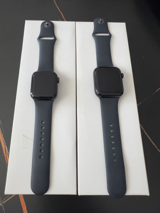 2xApple Watch SE 2023(2nd generation)