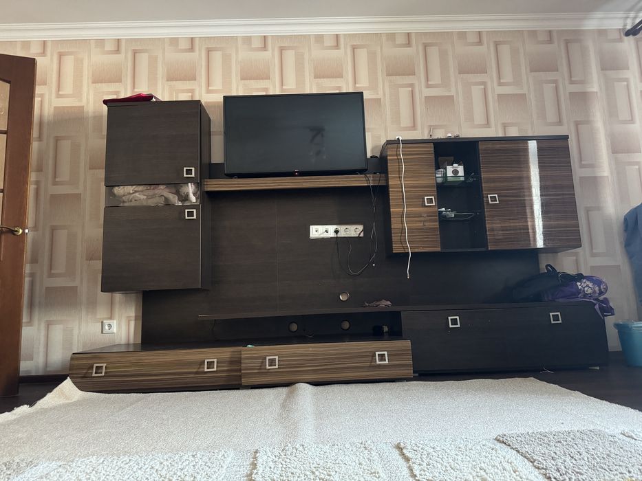 Гостевая стенка бу